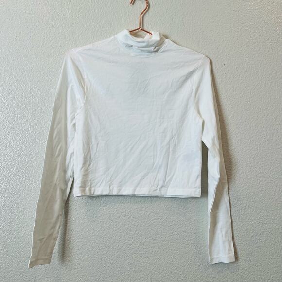 H&M Divided White Cropped Turtleneck Long Sleeve Tee T-shirt - Picture 1 of 5